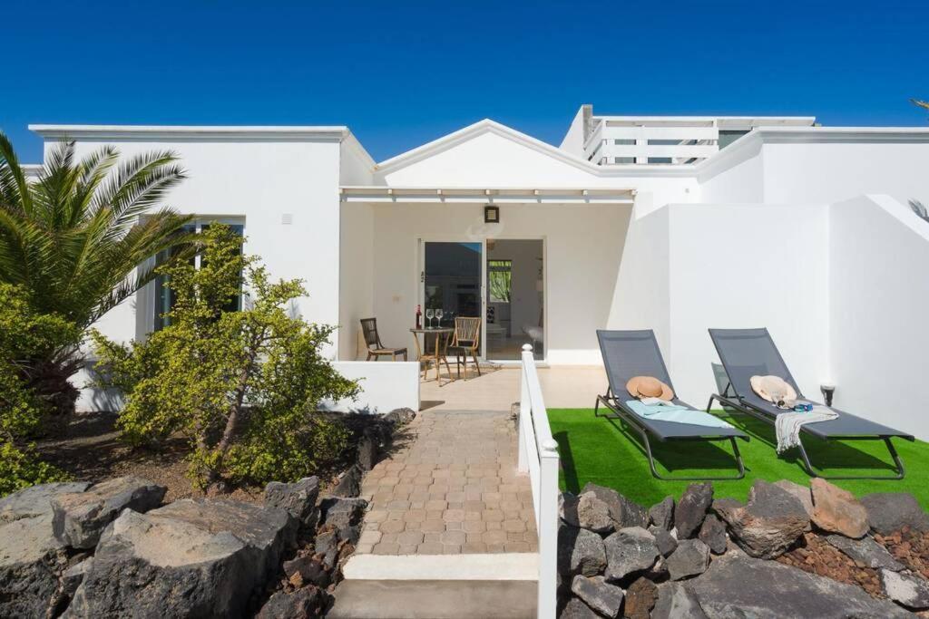 Luxurious Bungalow A2 In A Quiet Complex With Pool 100M From The Sea Чарко-дель-Пало Экстерьер фото